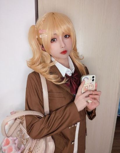 女主十六岁男主三十多岁_4K高清视频观看